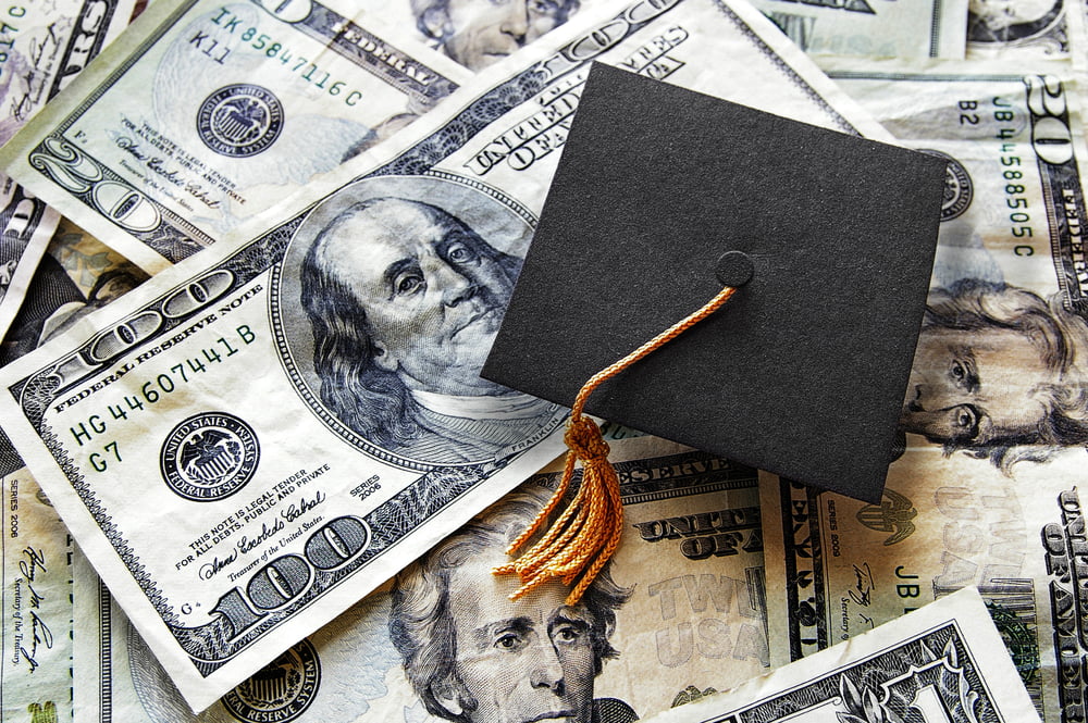Millennials Will Never Recover From 2008 Financial Crisis, Student Loans Worsen the Issue